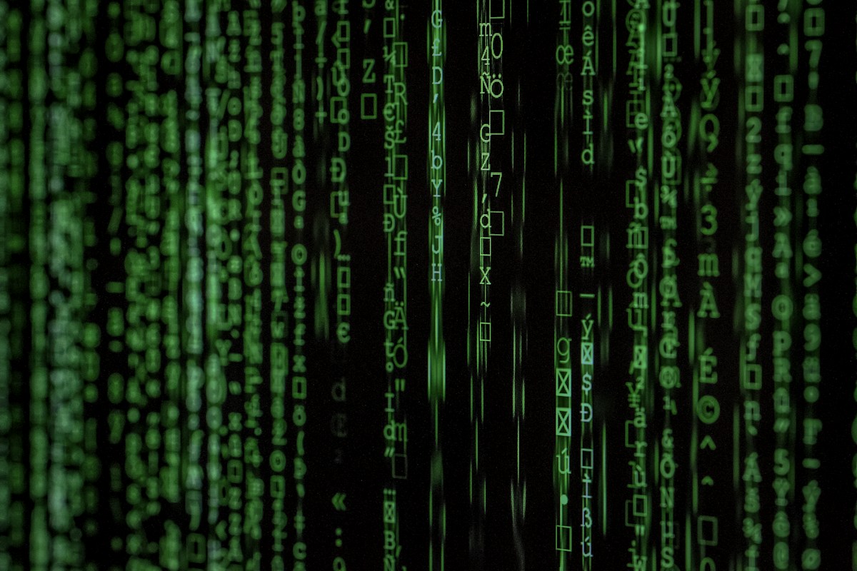 Conceito de Kernel do sistema operacional e código de baixo nível